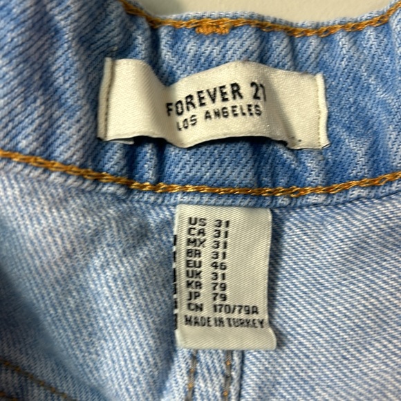 forever 21 button fly high rise mom jeans in size 31. - Picture 3 of 4